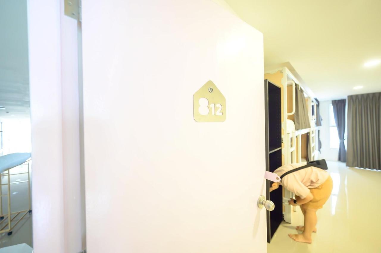 ホテル The Living Block バンコク都 エクステリア 写真